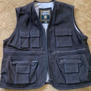 Lyta genuine leather hunting vest XL, make reasonable offer!